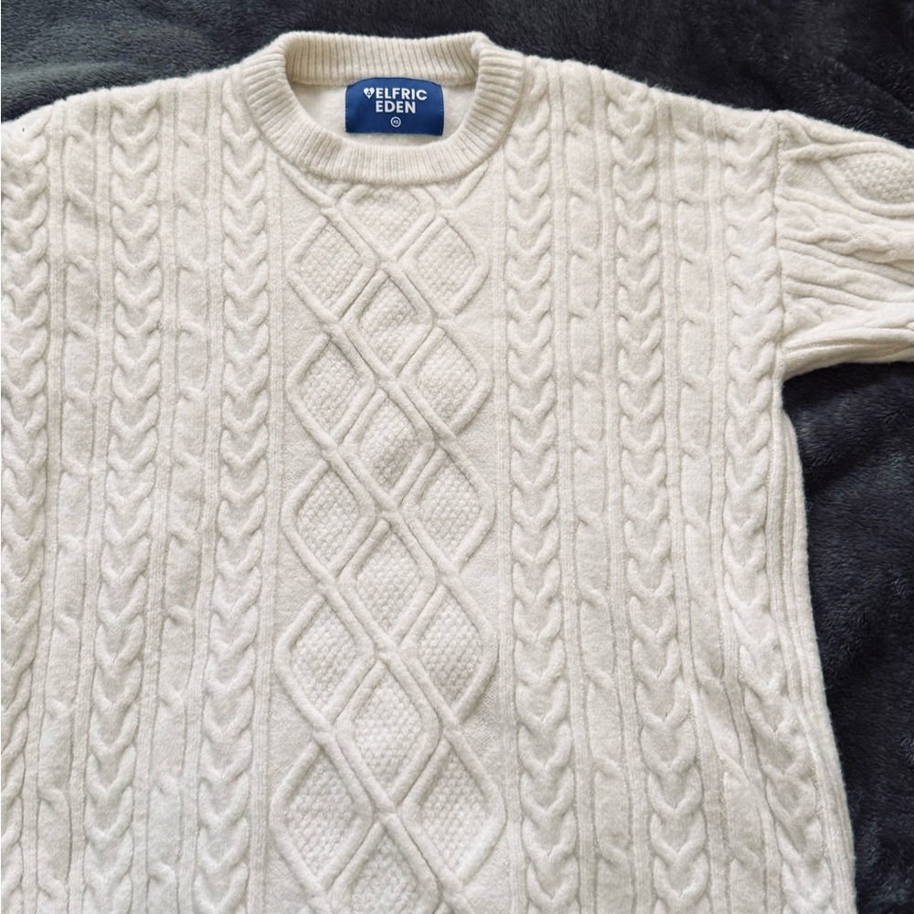 Aelfric Eden Off-White Cable Knit Crewneck Sweater